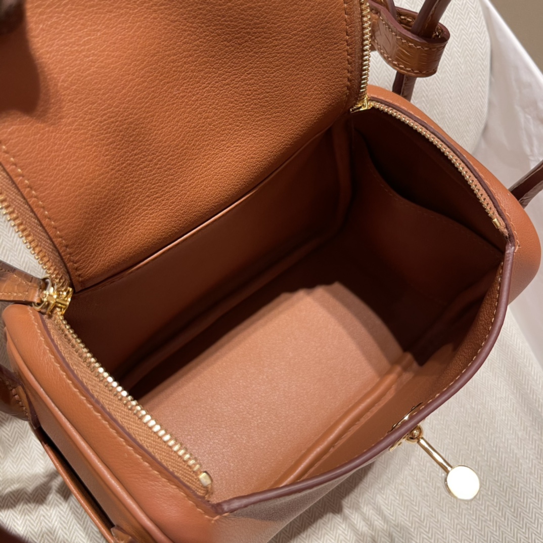 에르메스 미니 린디백 골드브라운 금장 스위프트 악어가죽 핸들